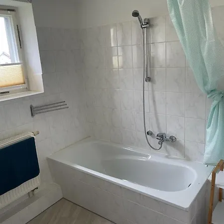 Monteur Ot Kleinwaltersdorf Mit Außensitzecke Und Grill Apartment *